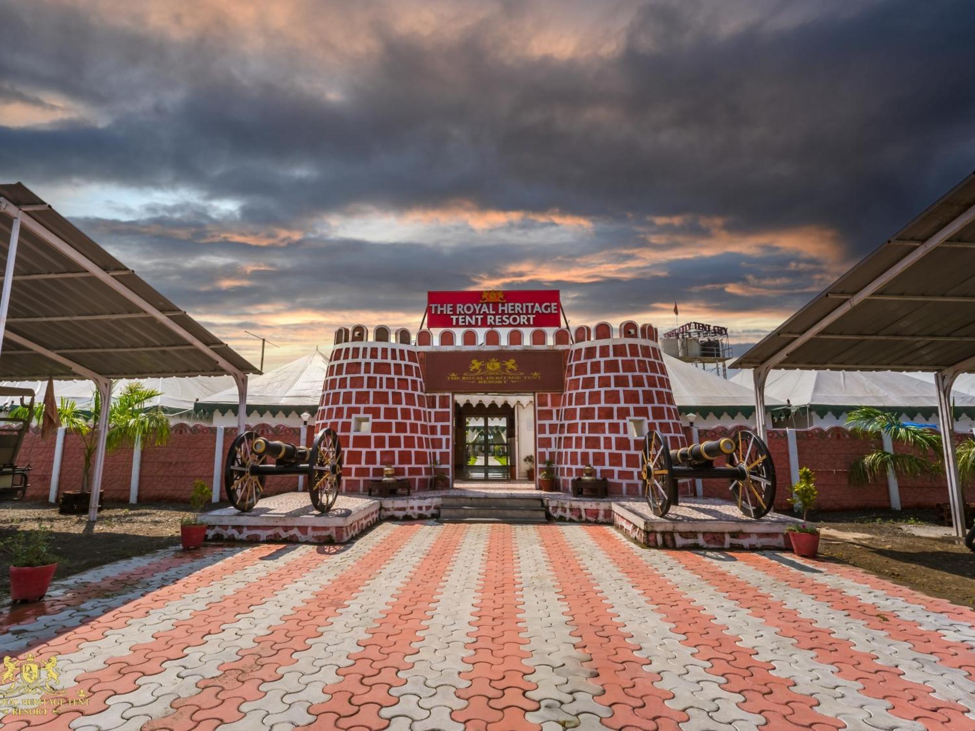 The Royal Heritage Tent Resort- Statue Of Unity Kevadia Екстер'єр фото